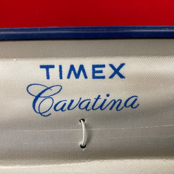 Woman\'s Watch, Vintage Timex Cavatina, Interchangeable Leather Straps and Covers main image 10